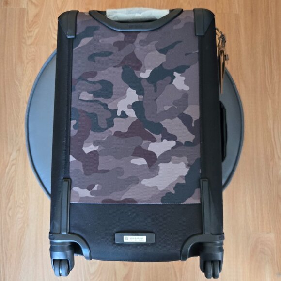 TUMI Fremont Camouflage Expandable Carry On Spinner Suitcase - Picture 3 of 13